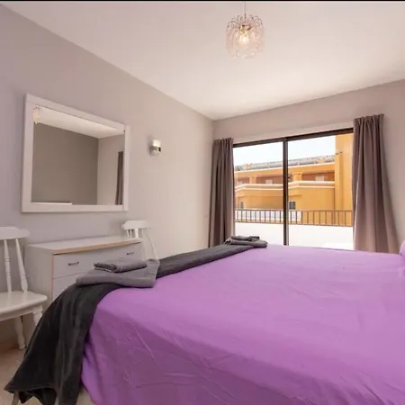 3 Bedroom Penthouse Apartment *