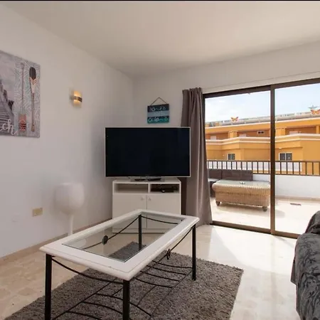 Apartment 3 Bedroom Penthouse *