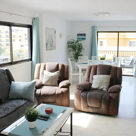 Apartament 3 Bedroom Penthouse