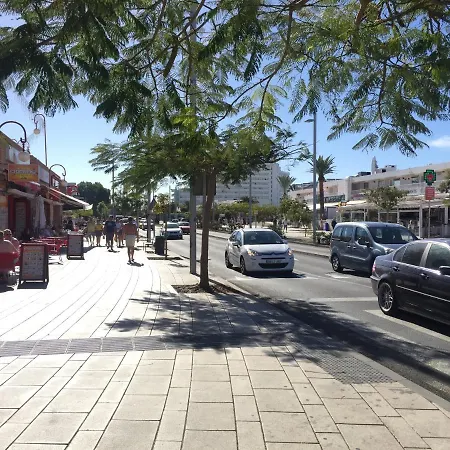 3 Bedroom Penthouse אדחה