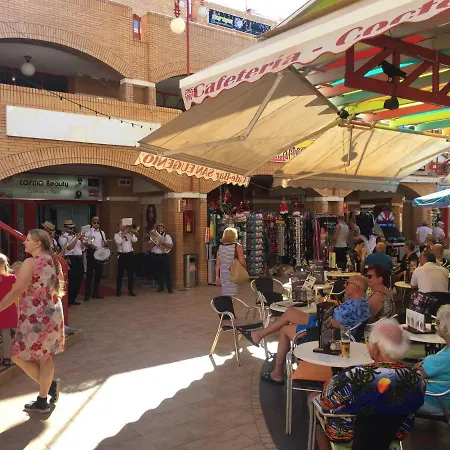 3 Bedroom Penthouse אדחה